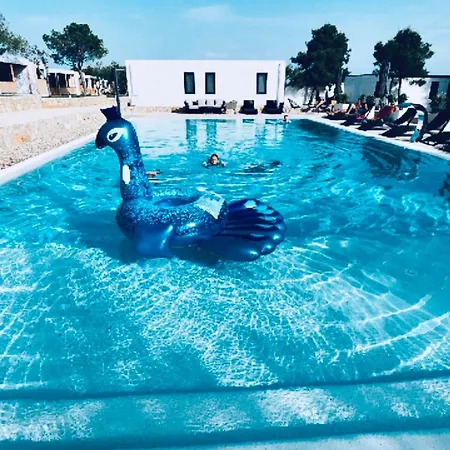 Novak House بيت للعطل باكوشتاني